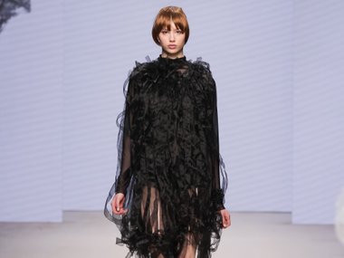 Zlata Peczkowska (источник фото: https://moscowfashion.ru) Zlata Peczkowska (источник фото: https://moscowfashion.ru)