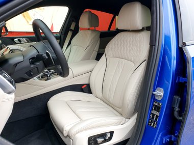 slide image for gallery: 25204 | BMW X6