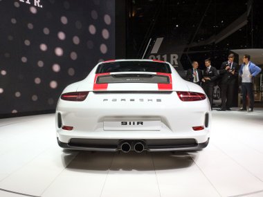 slide image for gallery: 20598 | Porsche 911 R