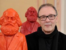 Скульптор Оттмар Хёрль Скульптор Оттмар Хёрль