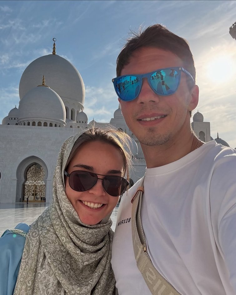 Дина Аверина и Дмитрий Соловьев Дина Аверина и Дмитрий Соловьев
