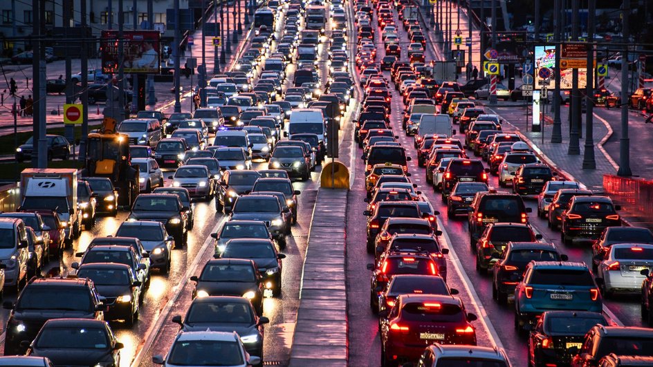 Пробки в вечерней Москве