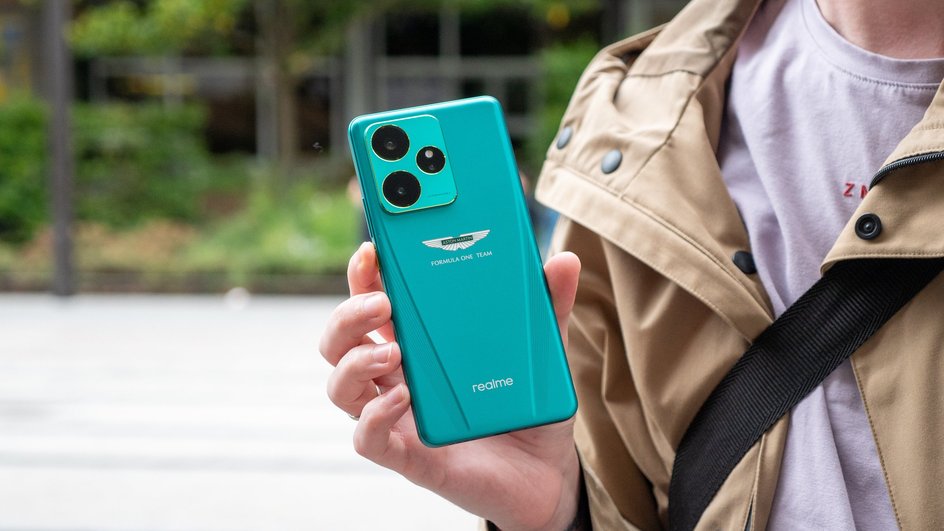 Смартфон realme GT 7 Dream Edition