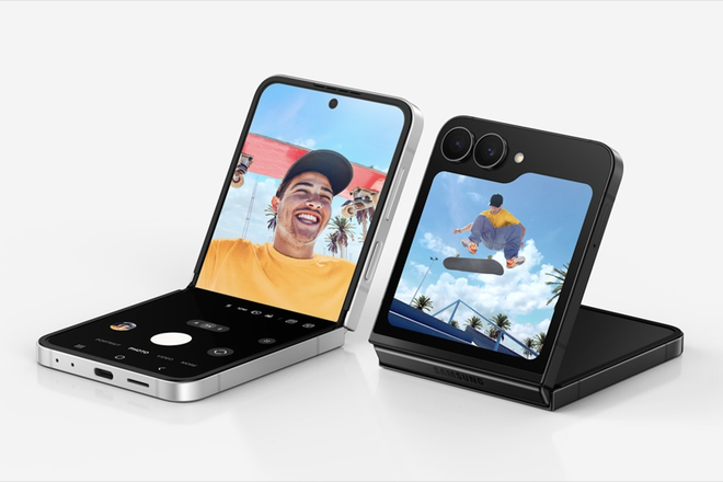 Samsung Galaxy Z Flip7 FE Samsung Galaxy Z Flip7 FE