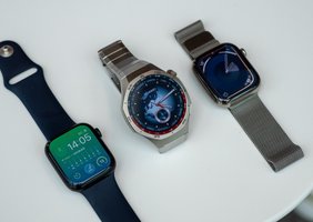 Слева направо: Apple Watch Series 9, Huawei Watch GT 5 Pro, Apple Watch Series 10