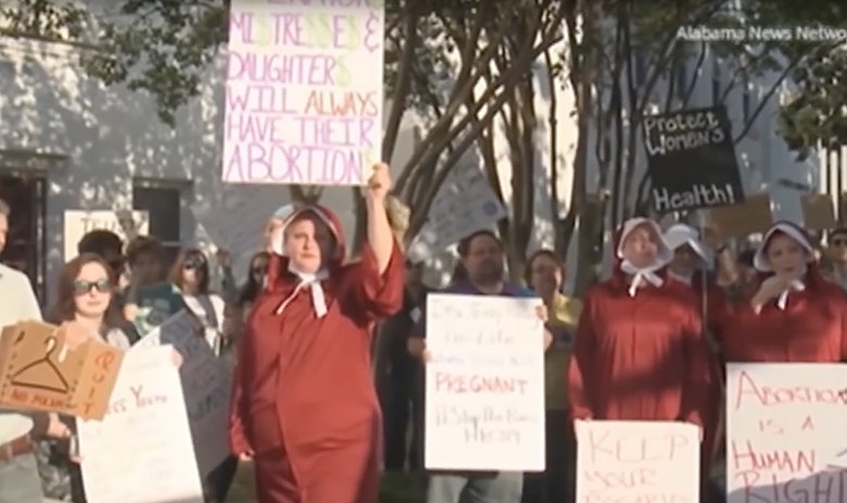 протесты в Алабаме