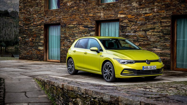 slide image for gallery: 25432 | Volkswagen Golf