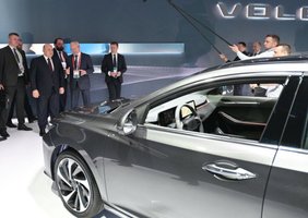 «Волга» вернулась: представлены первые автомобили бренда Volga