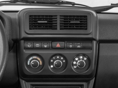 slide image for gallery: 25438 | Lada 4x4