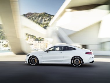 slide image for gallery: 23576 | Mercedes-AMG C63 S Coupe