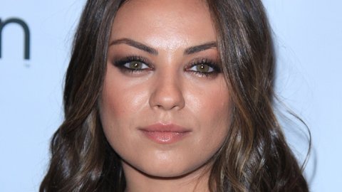 Смотреть Mila Kunis порно видео онлайн