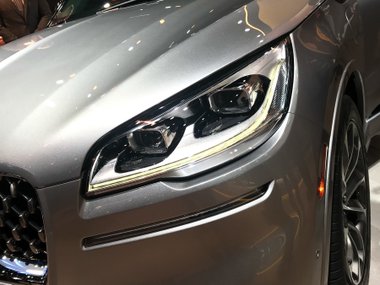 slide image for gallery: 23916 | Lincoln Aviator