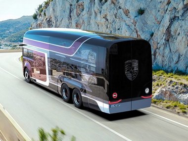 slide image for gallery: 23817 | Российский дизайнер придумал автобус для Porsche