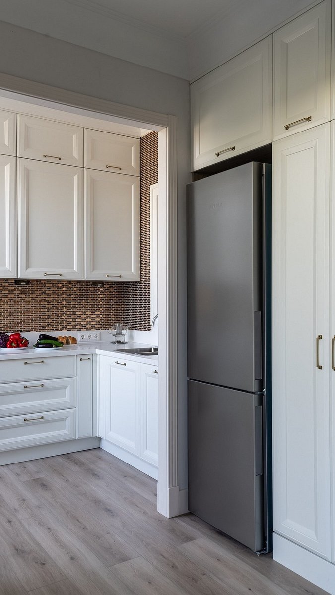 Не больше семи метров: 6 стильных и функциональных маленьких кухонь от дизайнеров