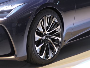 slide image for gallery: 18634 | Lexus LF-FC