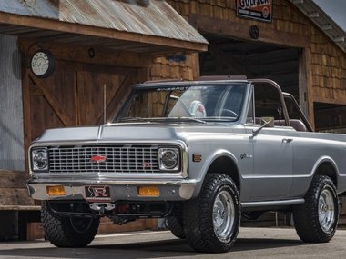 slide image for gallery: 23849 | Ringbrothers 1971 Chevrolet K5 Blazer