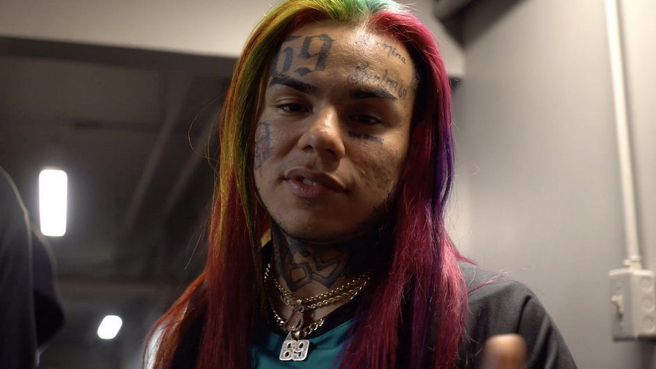 Кадр из фильма «6ix9ine: Сага о Дэнни Эрнандесе»