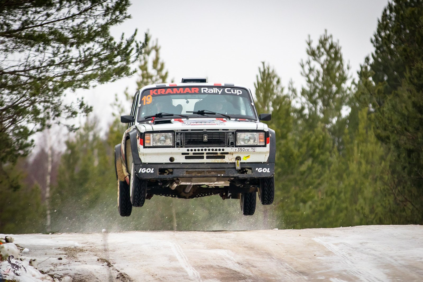 Сборная бумажная модель Lada Poch 2105 Dakar 1983 (Перекрас Левша 06/2003)