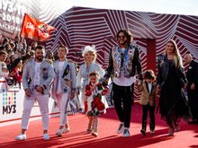 Филипп Киркоров с детьми Филипп Киркоров с детьми