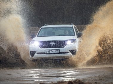 slide image for gallery: 26789 | Land Cruiser Prado
