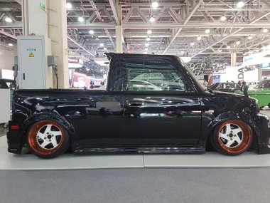 slide image for gallery: 23733 | Неформалы московской автомобильной выставки. Прочие японцы