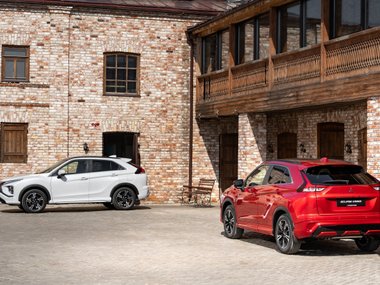slide image for gallery: 27930 | Mitsubishi Eclipse Cross