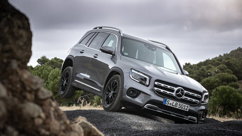 slide image for gallery: 25370 | Mercedes GLB. Внедорожье