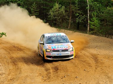 slide image for gallery: 17065 | Шрамы в памяти, или Второй подряд подиум в Volkswagen Polo Cup. Песок