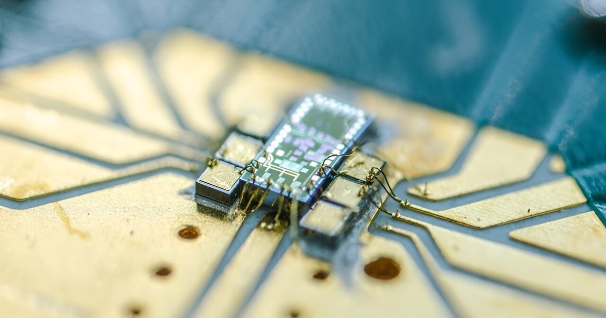 Создан самый маленький в мире детектор квантового света на кремниевом чипе