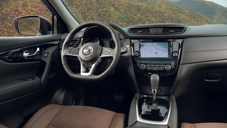 slide image for gallery: 26726 | Nissan Qashqai салон