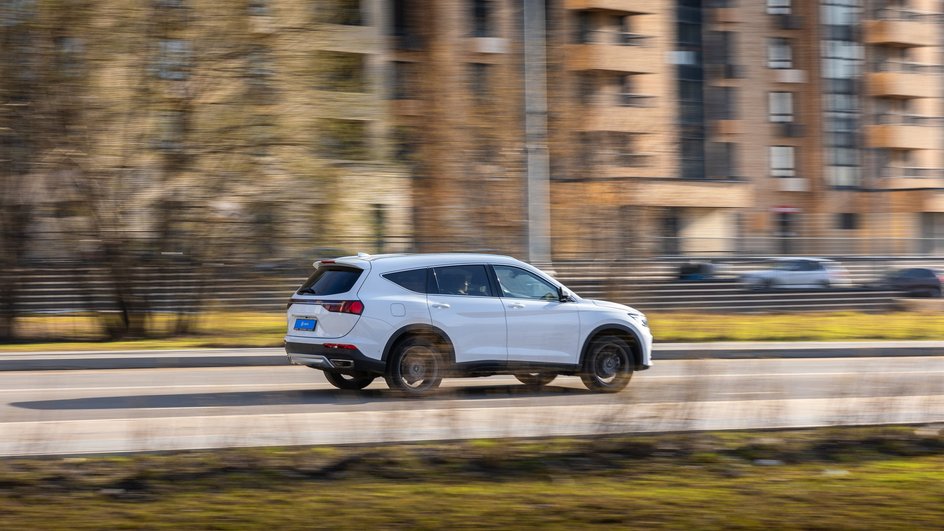 тест-драйв Dongfeng Fenggong iX7