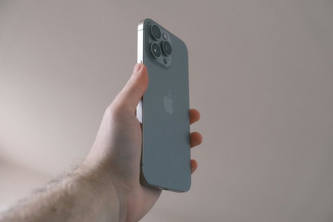 iPhone iPhone