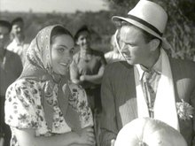 Таисия Литвиненко  в фильме «Максим Перепелица» (1955)