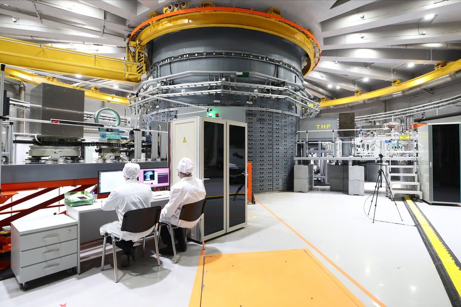 Высокопоточный исследовательский ядерный реактор ПИК в Гатчине.