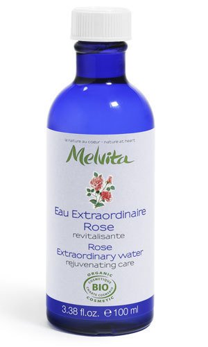 Цветочная вода с гиалуроновой кислотой Eau Extraordinaire Rose, Melvita, 930 руб.