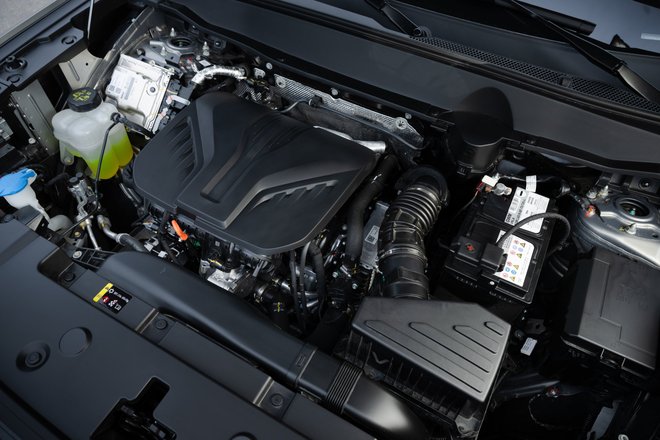 Двигатель Тест-драйв Haval H7 Двигатель Тест-драйв Haval H7