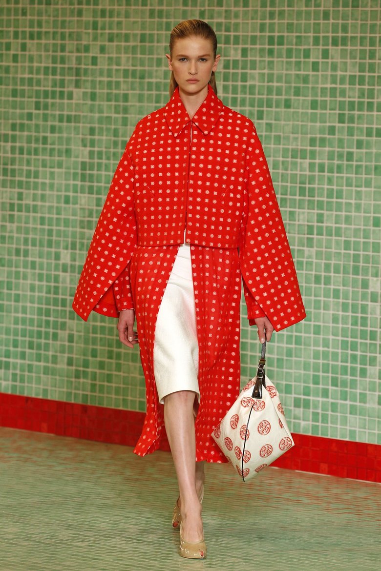 Tory Burch весна-лето 2025 Tory Burch весна-лето 2025