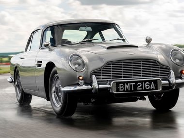 slide image for gallery: 26213 | Aston Martin DB5 Goldfinger