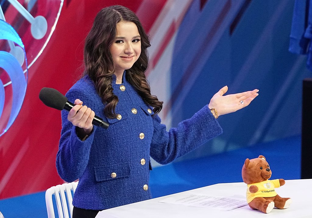 Дисквалифицированная за допинг Валиева снялась в кулинарном шоу