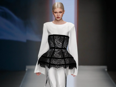 Anro by alena cojocaru (источник фото: moscowfashion.ru) Anro by alena cojocaru (источник фото: moscowfashion.ru)