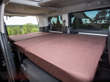 slide image for gallery: 28454 | Peugeot Traveller