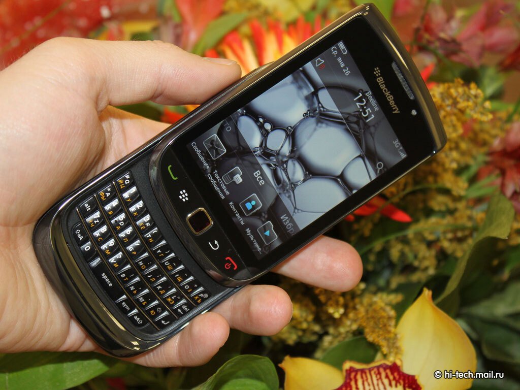 Обзор Blackberry Torch 9800: смартфон с очень удобной клавиатурой - Hi-Tech  Mail.ru