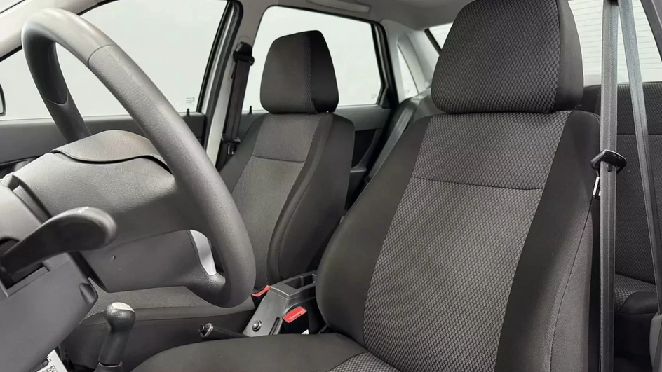 В Подмосковье продают новый седан Lada Priora: цена впечатлила В Подмосковье продают новый седан Lada Priora: цена впечатлила