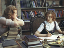 Ирина Муравьева и Вера Алентова в фильме «Москва слезам не верит»