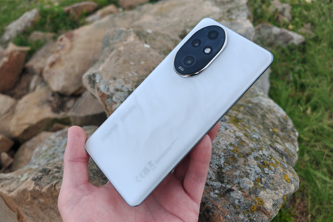 Смартфон Honor 200 Pro