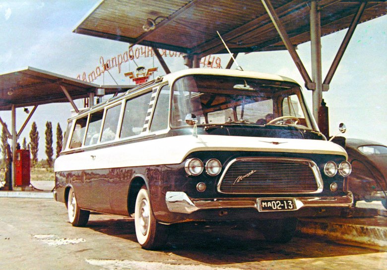 ЗИЛ-118 «Юность»  - один из самых эффектных советских автомобилей 1960-х