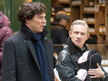 Б. Камбербэтч и М. Фриман на съемках сериала «Шерлок» (фото: Daily Mail)
