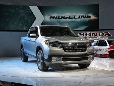 slide image for gallery: 19770 | Honda Ridgeline