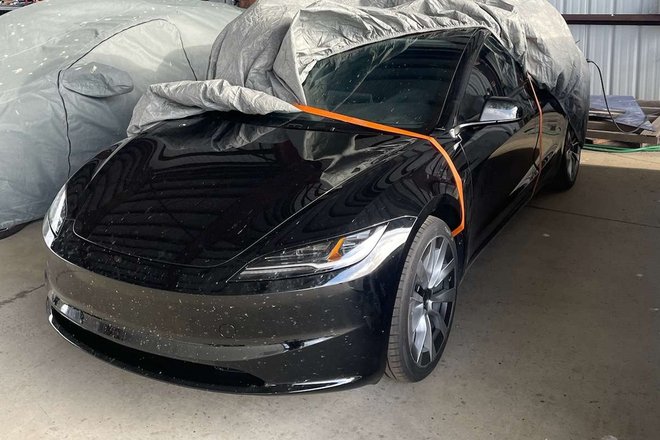 Tesla Model 3 2024