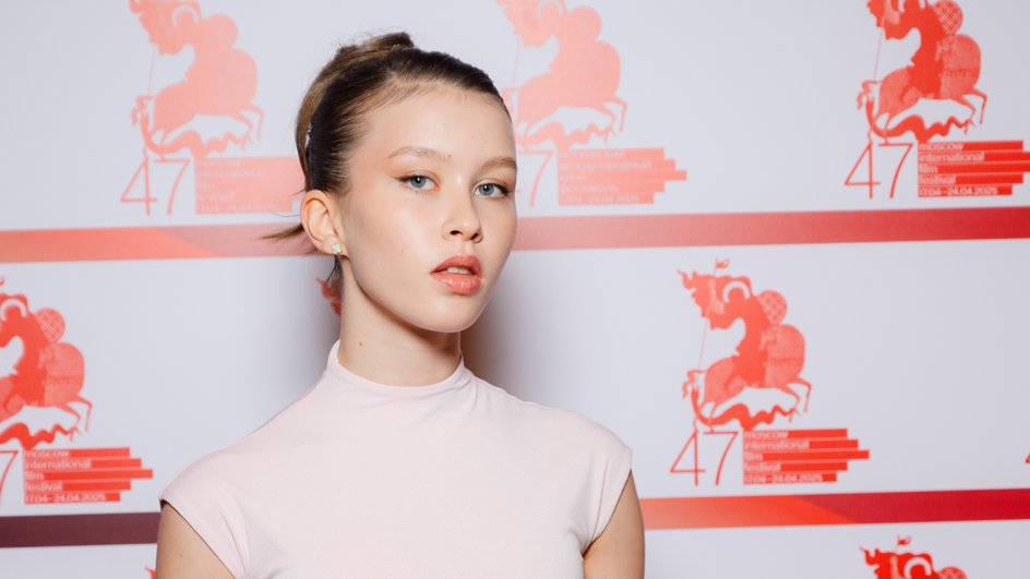 Анна Пересильд на премьере фильма «Мужу привет», фото: пресс-служба Анна Пересильд на премьере фильма «Мужу привет», фото: пресс-служба